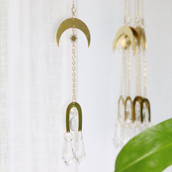 SUNCATCHER ☀️🌈 MOONIE (X)